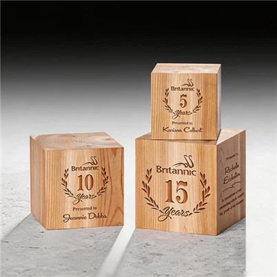 גביע בלוק עץ